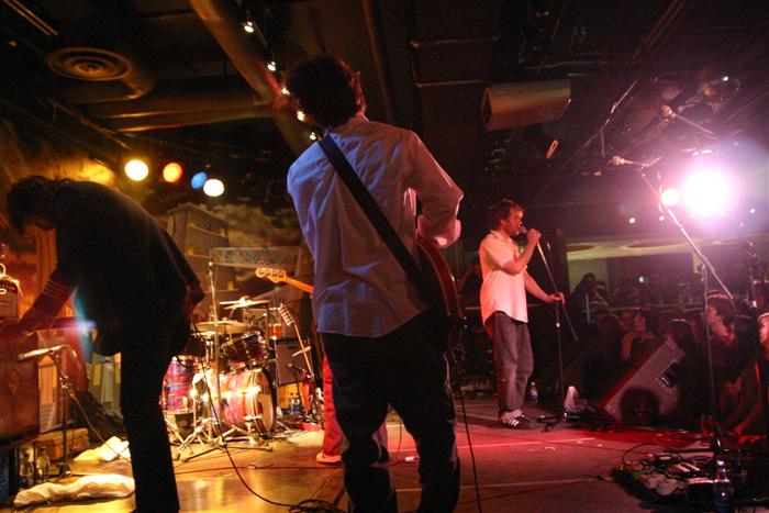 Broken_Social_Scene_punkoryan_070304_06.jpg