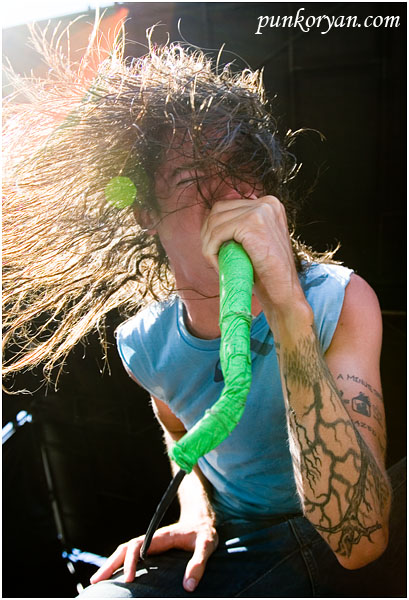 underoath - punkoryan - 200706 01.jpg