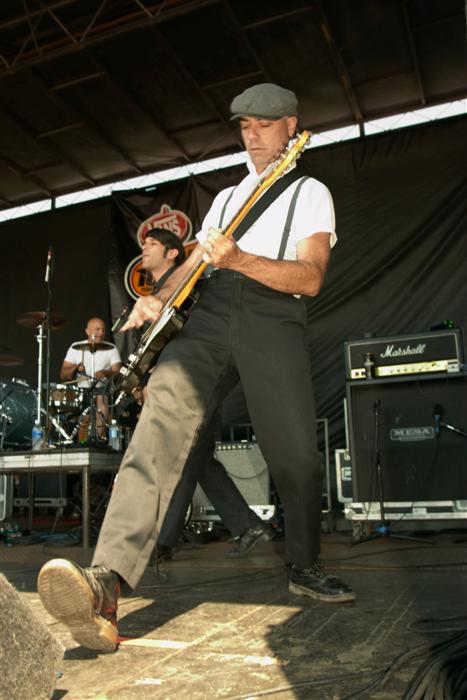 Flogging Molly punkoryan 150704-025.jpg