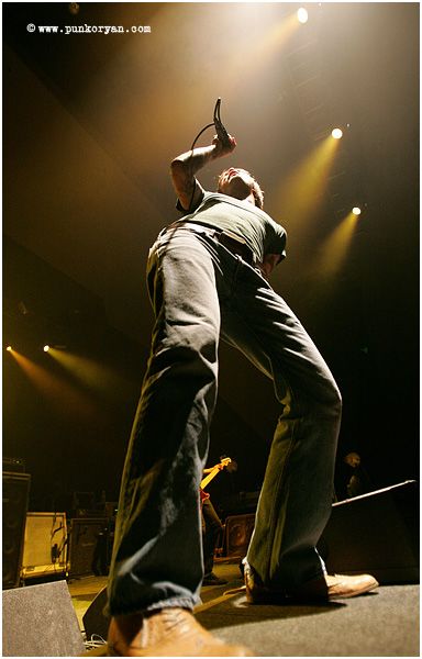 (Digital Image) Edmonton, AB: April 5, 2007: Craig Owens, vocalist with Chiodos performs at Taste of Chaos, April 5, 2007 at Sha